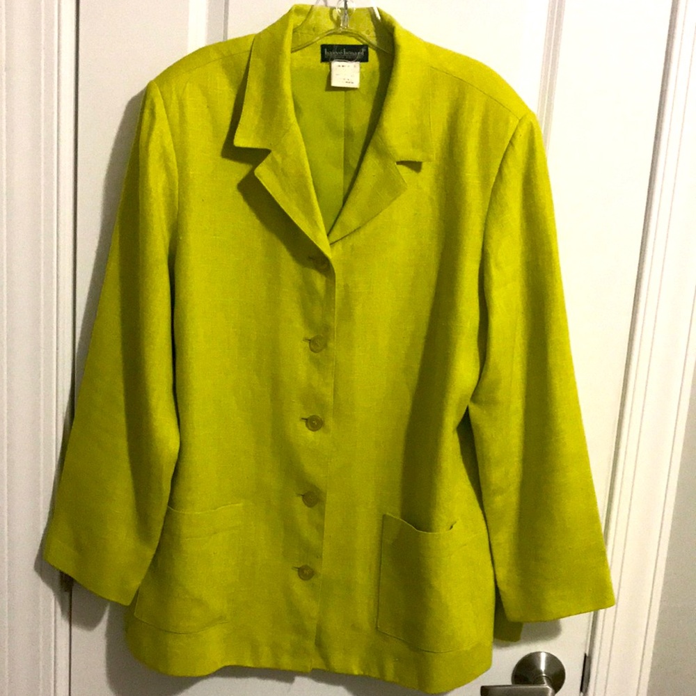 Harve Benard 2 piece linen skirt suit with jacket 💯Linen with full lining